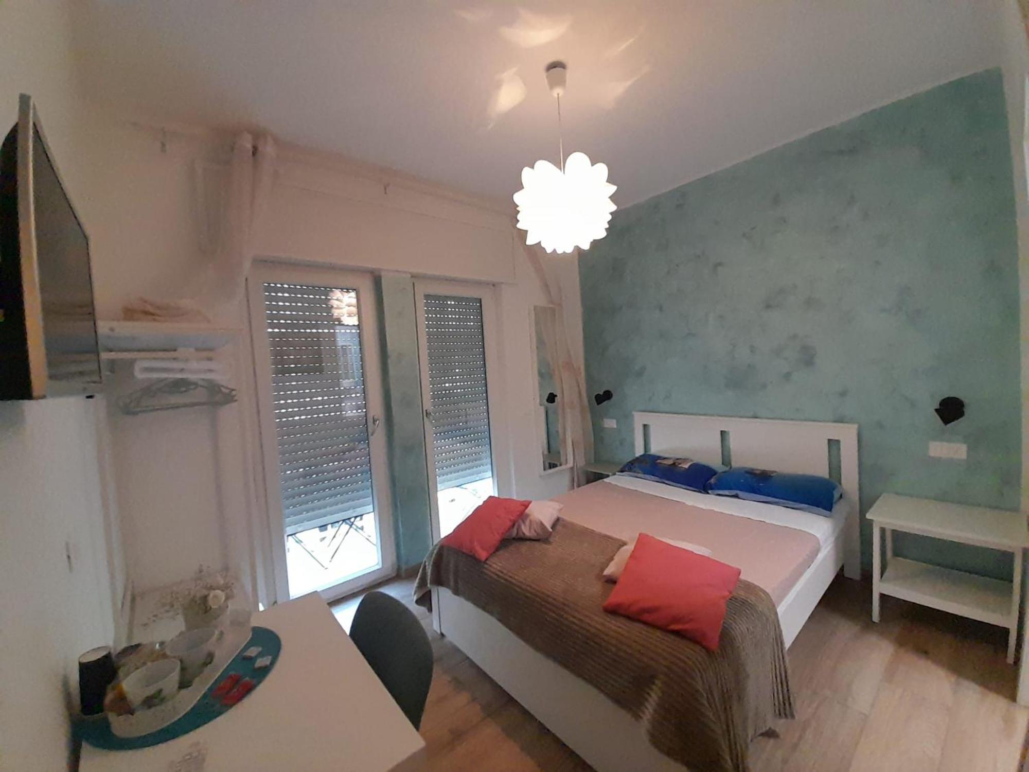 Ariel Rooms Sorrento Exterior photo